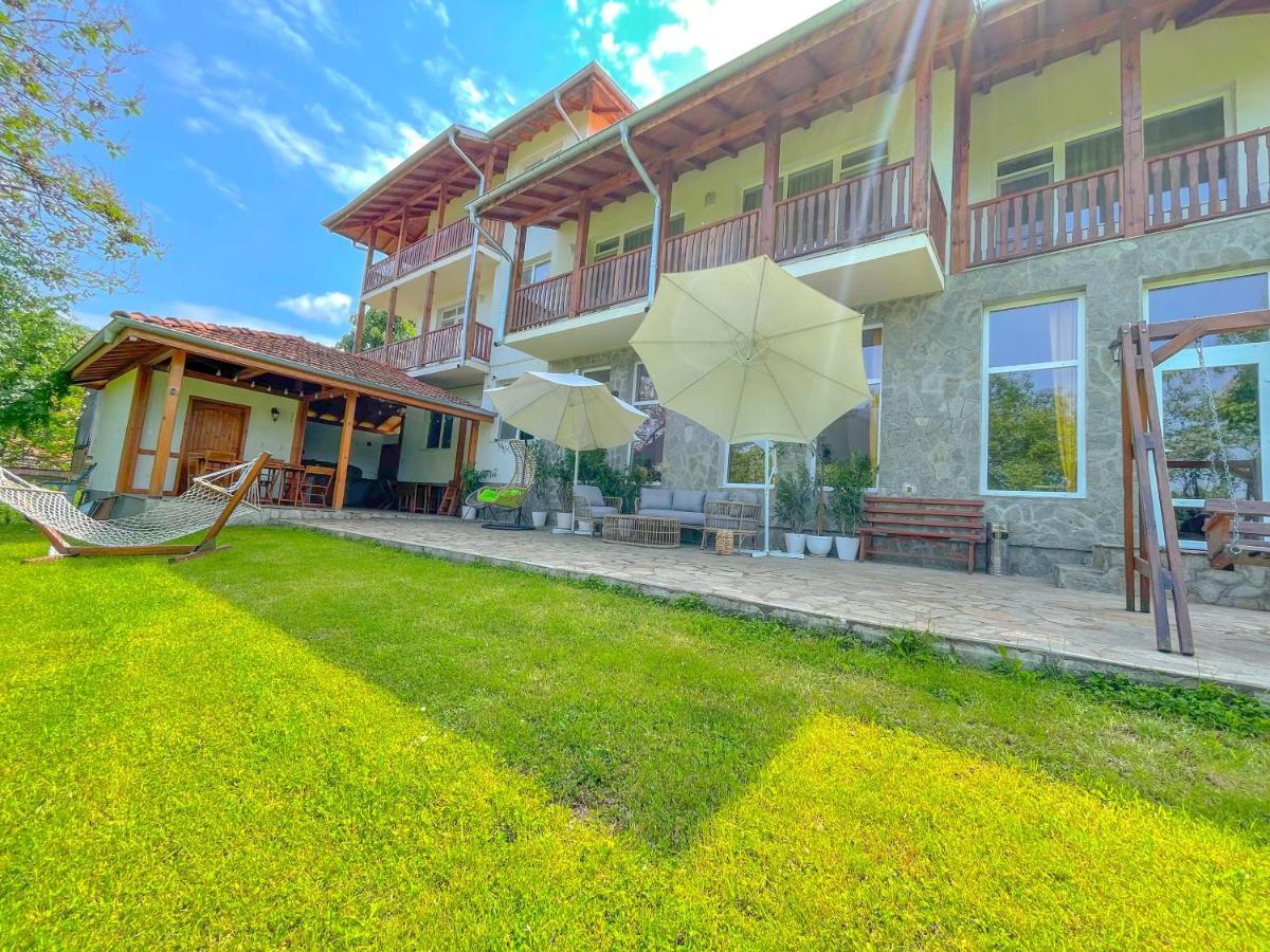 Guest House Au Nature Golyama Zhelyazna Buitenkant foto